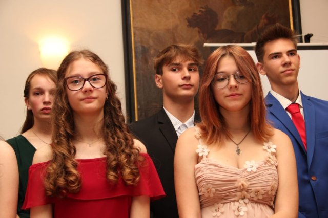 predanivysvedceni9b 20